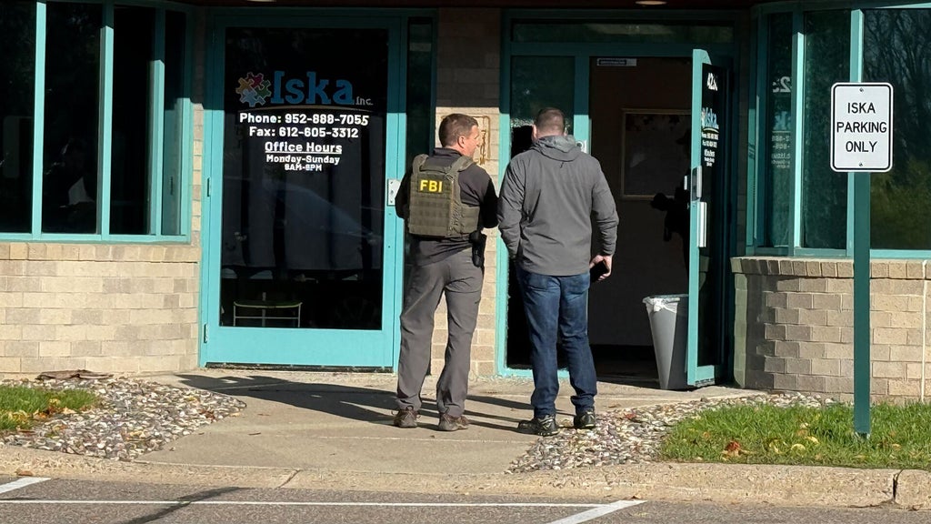 Federal law enforcement officers in Twin Cities Thursday for "court-authorized investigative activity," FBI says — Minnetonka Business news