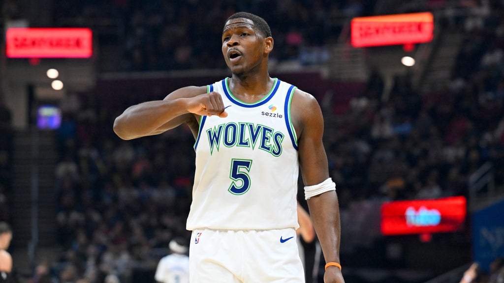 Timberwolves star Anthony Edwards to undergo knee procedure, will miss up to 2 months, ESPN sources says — Minnetonka Sports news
