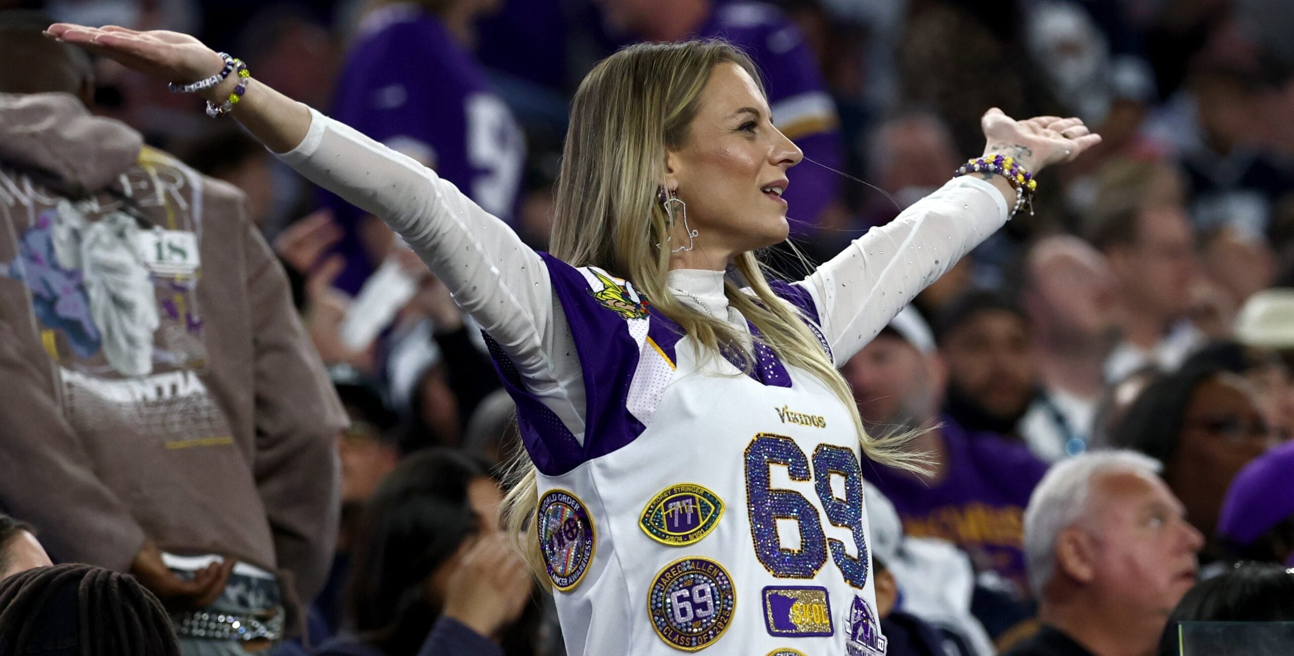 The Vikings’ Playoff Outlook | A 6-0 Football Team Look for Fireworks Instead of Fizzling — Minnetonka Schools news